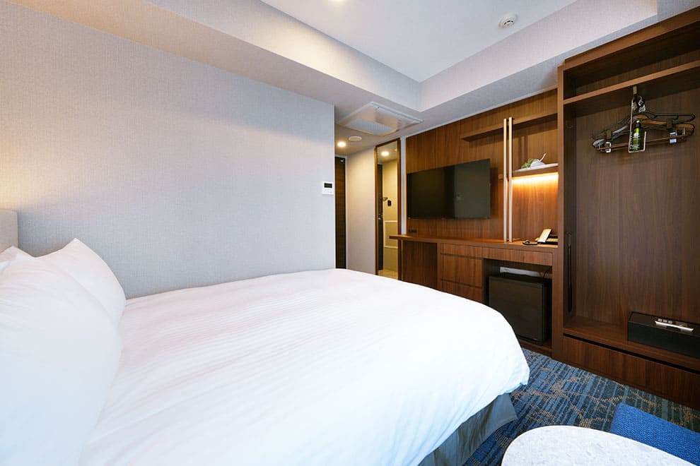 圖像：セミ大床房3